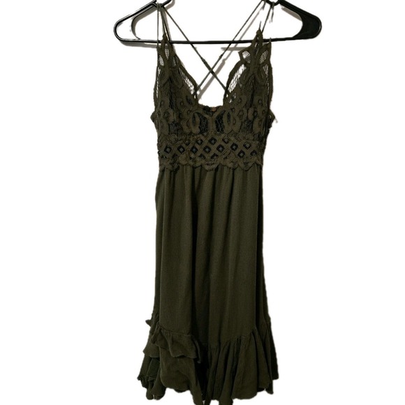 Free People Dresses & Skirts - Free People Adella Slip Dress Crochet Lace Bodice Adjustable Straps Size Small